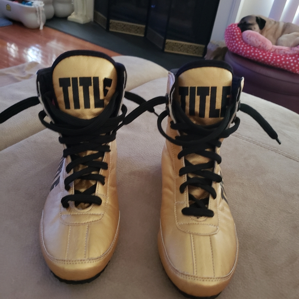 Men's  Sneaker - Picture 6 of 8